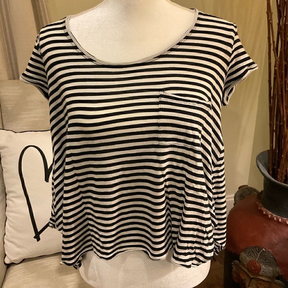 BCBG MaxAzria top 🖤 - Picture 4 of 5
